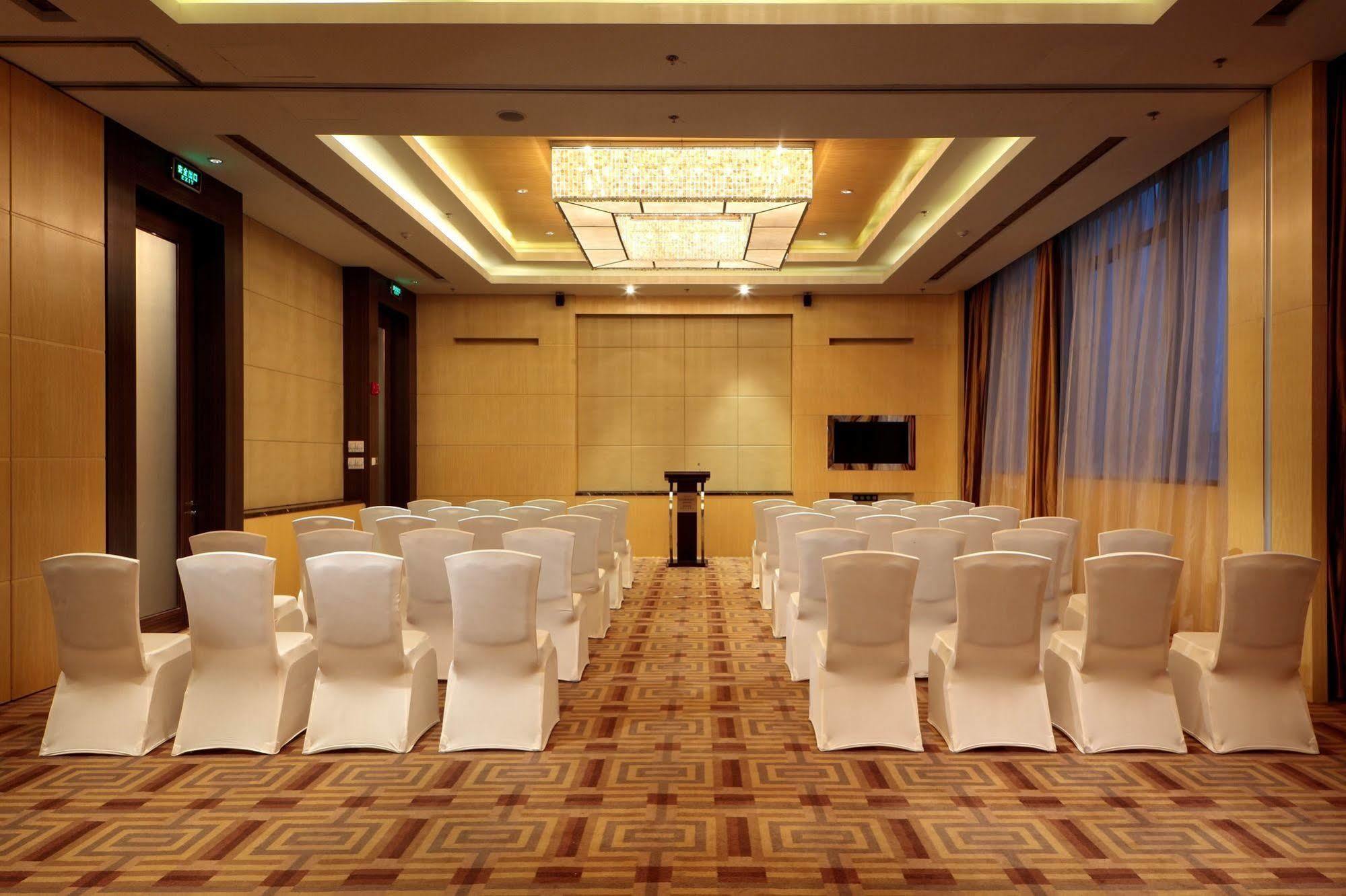 Courtyard By Marriott Suzhou Hotel Suzhou  Exterior photo